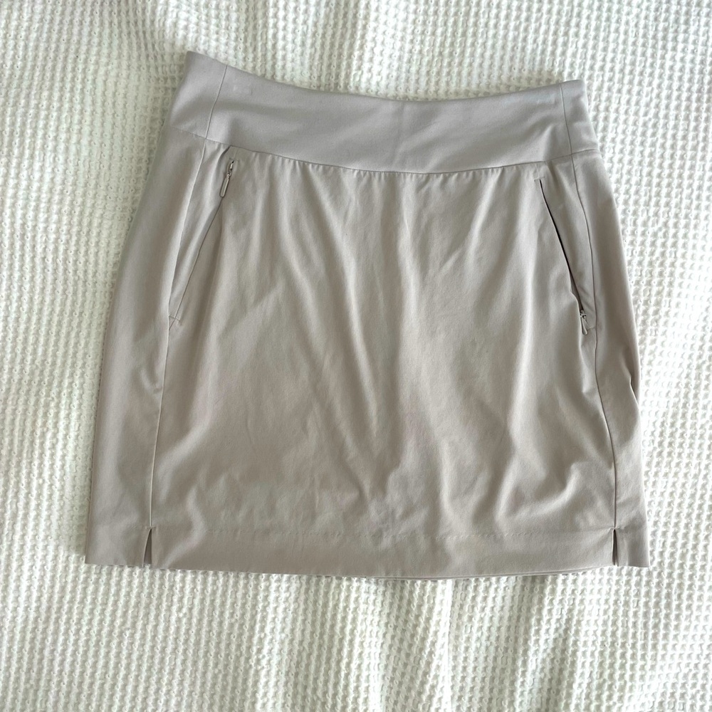 Athleta mini skirt